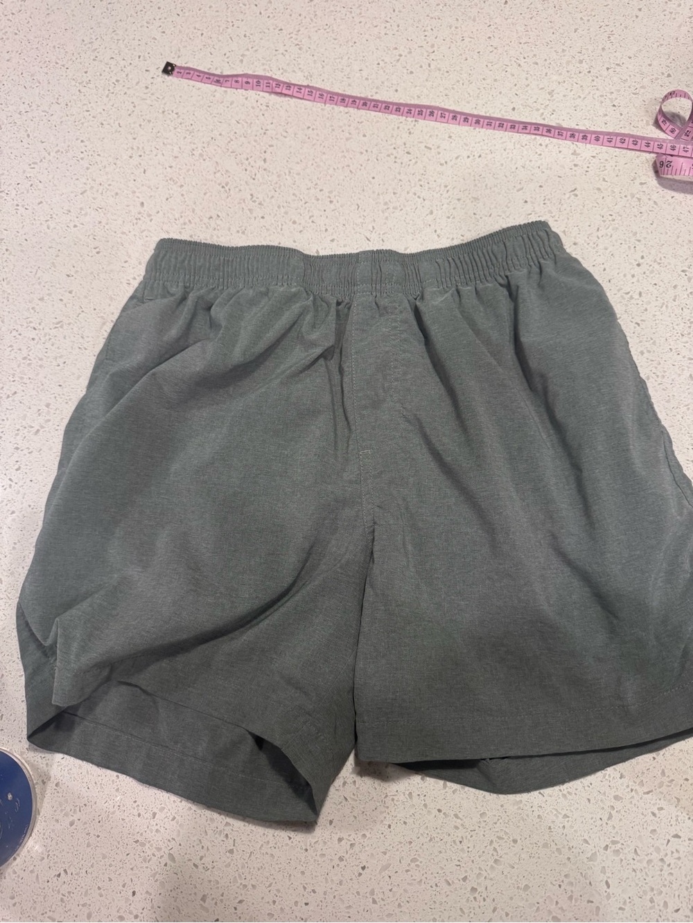 Chubbies Men’s Small Gray Performance Shorts 5.5” Inseam Stretch Athletic Lined